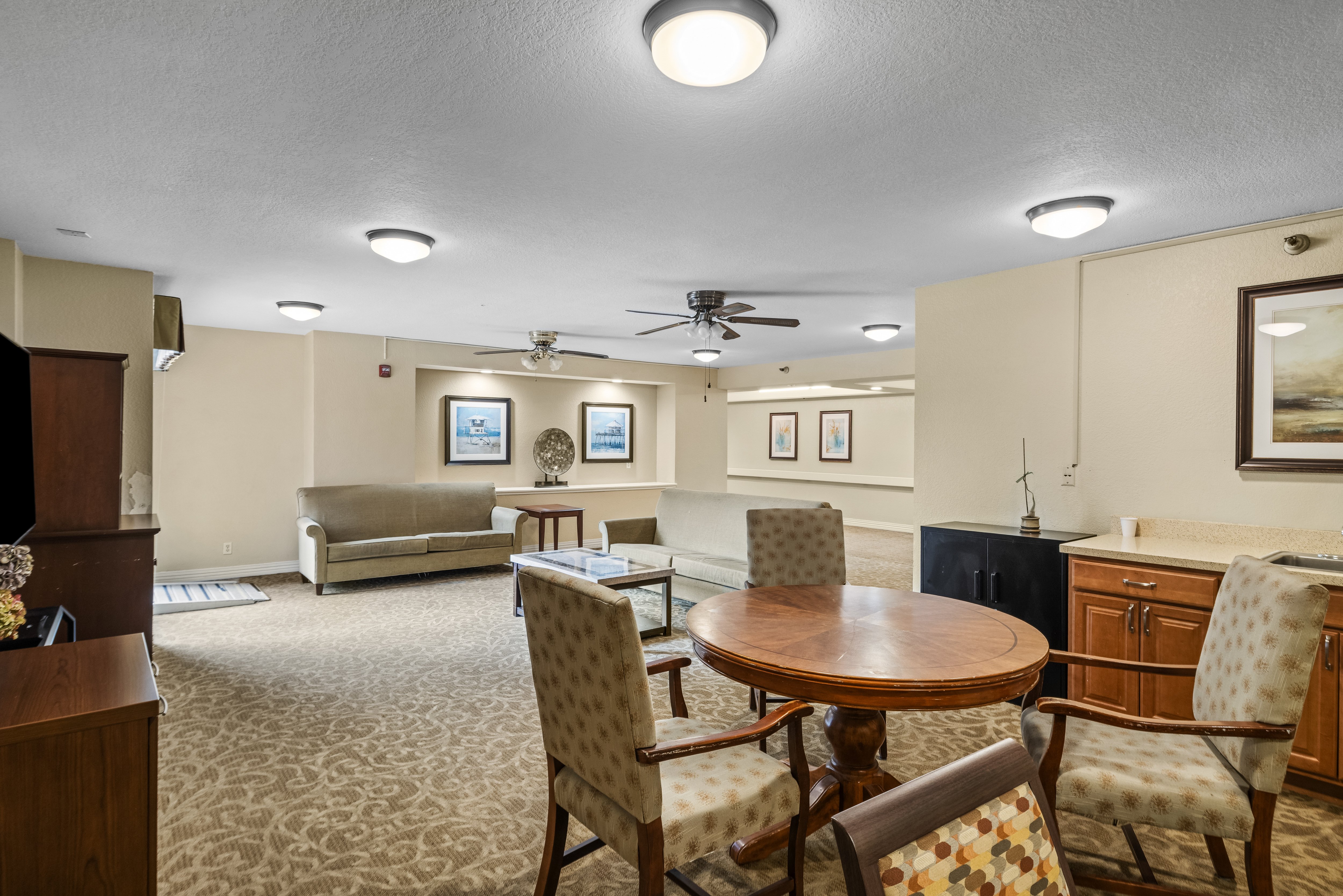 Marbella_Redwood_City_Interior_Common_Area_17